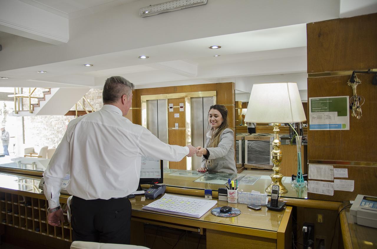Hotel Dior Тандил Екстериор снимка